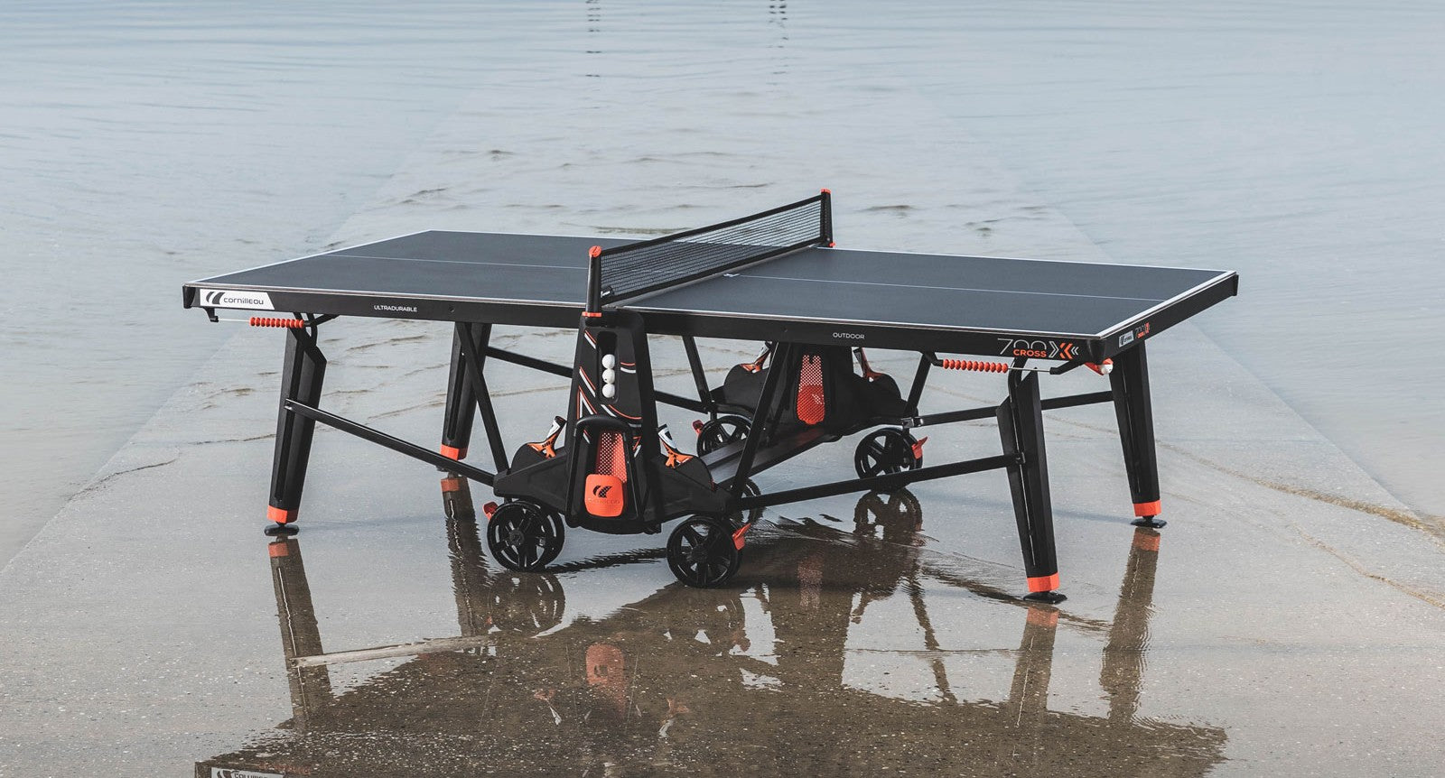 Zewnętrzny stół tenisowy Cornilleau