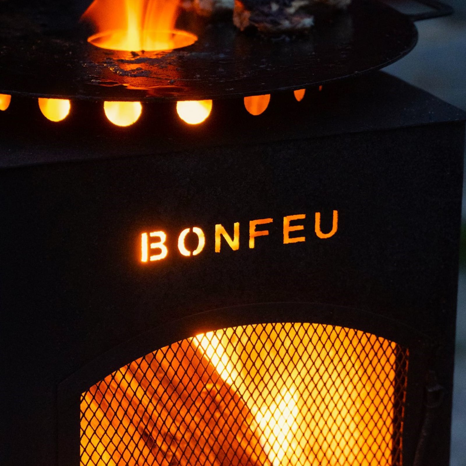 BONFEU GARDEN FIREPLACE BONCARRÉ BLACK