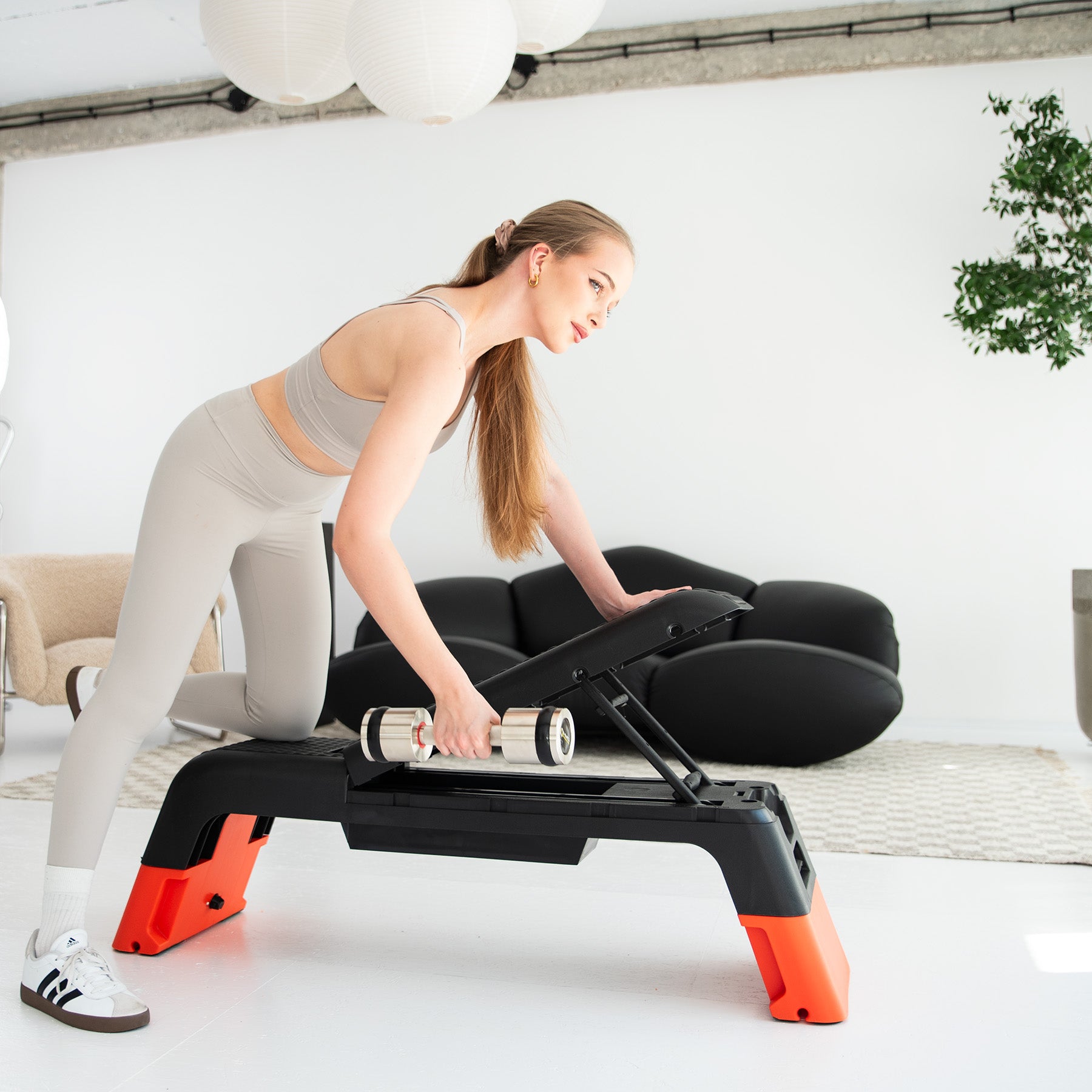AS009 PRO AEROBIC STEP ADJUSTABLE WITH BENCH FUNCTION COMMERCIAL HMS