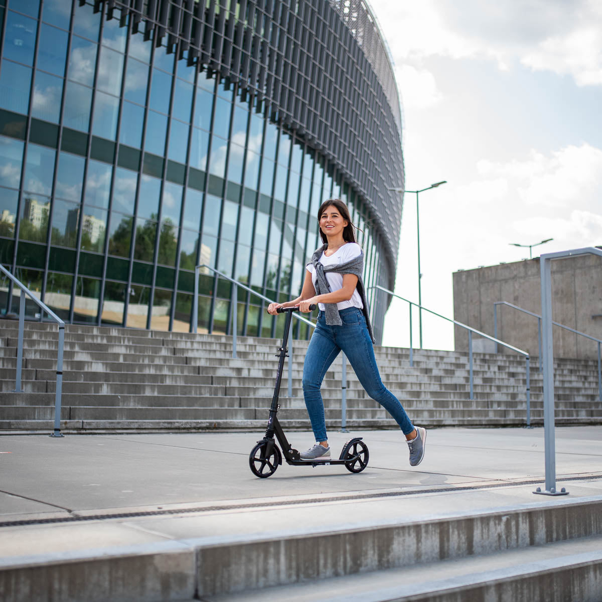 HM2090 FIALOVÁ SKÚTR NILS EXTREME