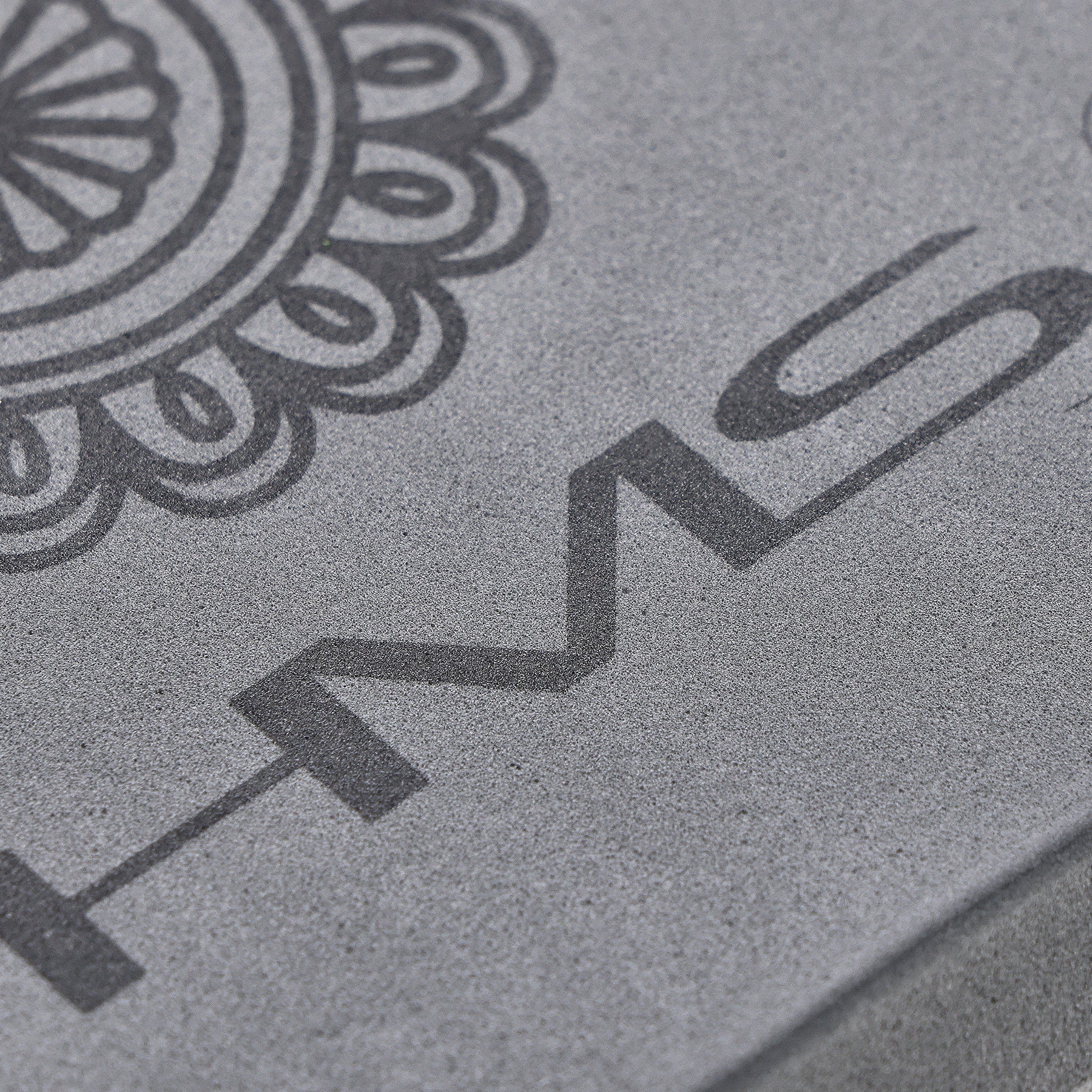 HMS KJ02 Gray Yoga Cube