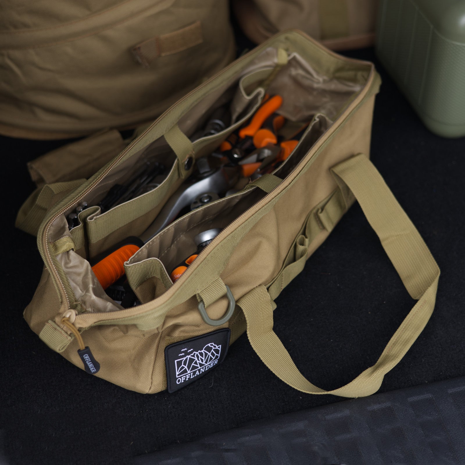 KOMPAKTNÍ BRAŠNA NA NÁŘADÍ OFFLANDER OFFROAD 9L KHAKI