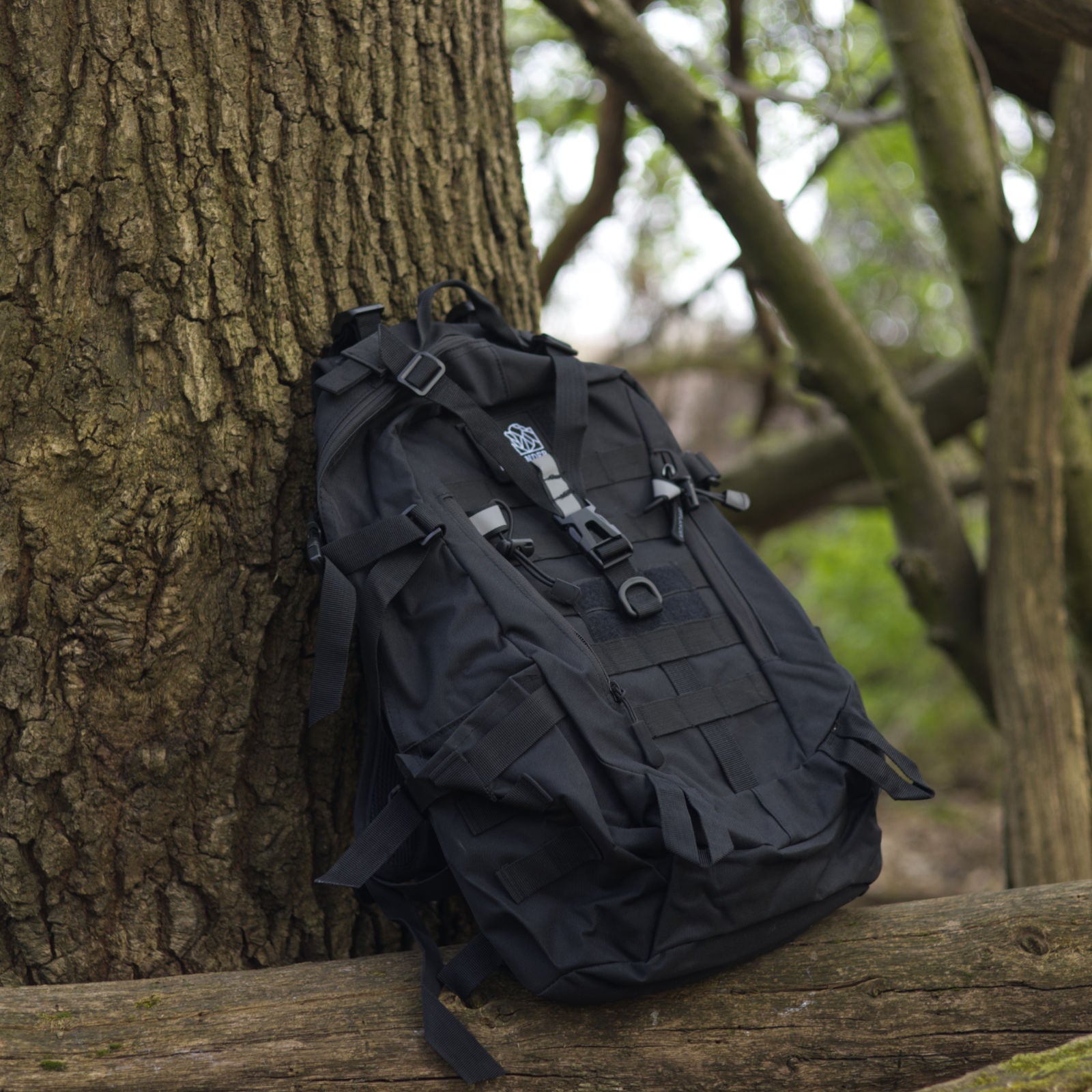 Batoh Offlander Survival Trekker 25L Černý