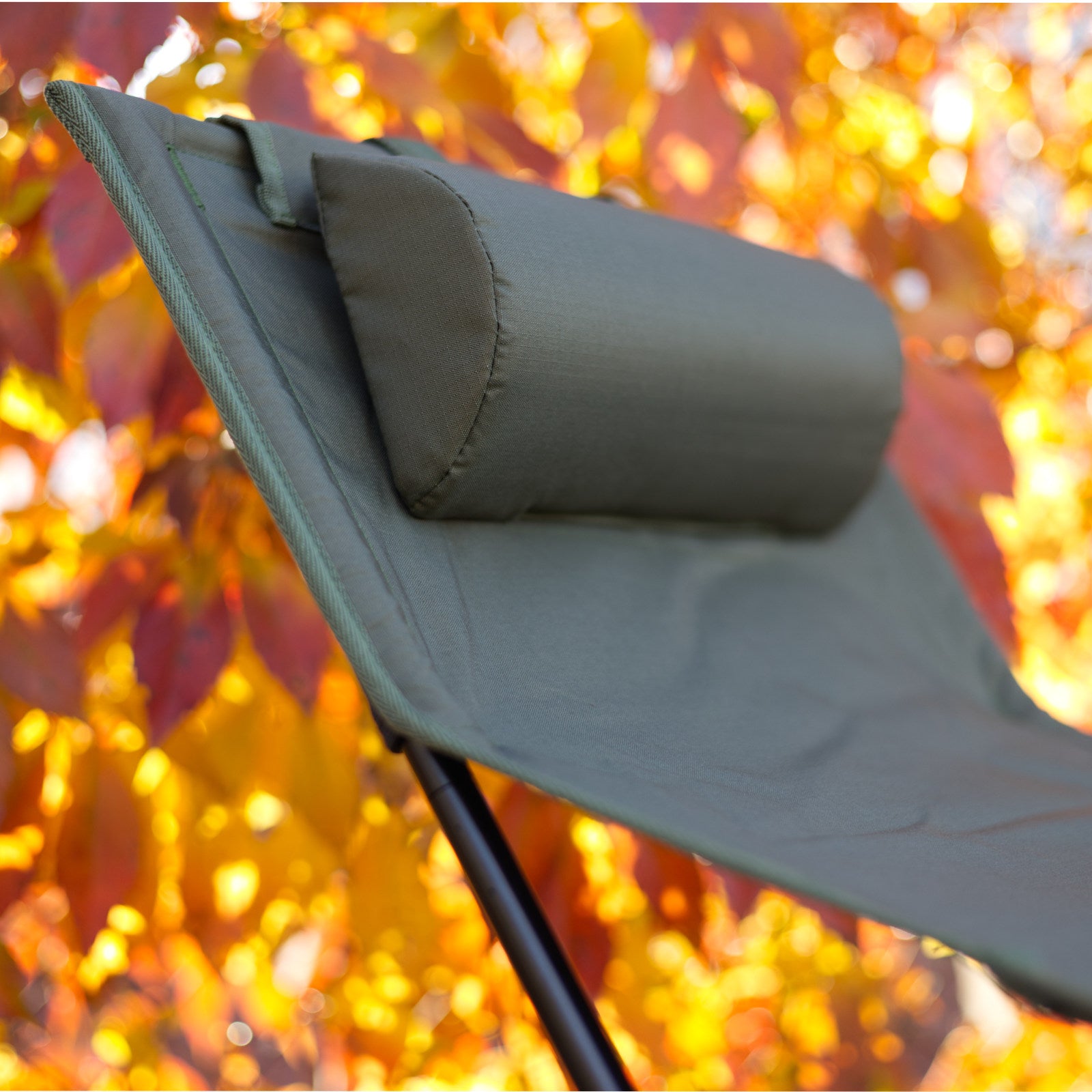 OFFLANDER LARGE FOLDING CAMPING CHAIR OLIVE
