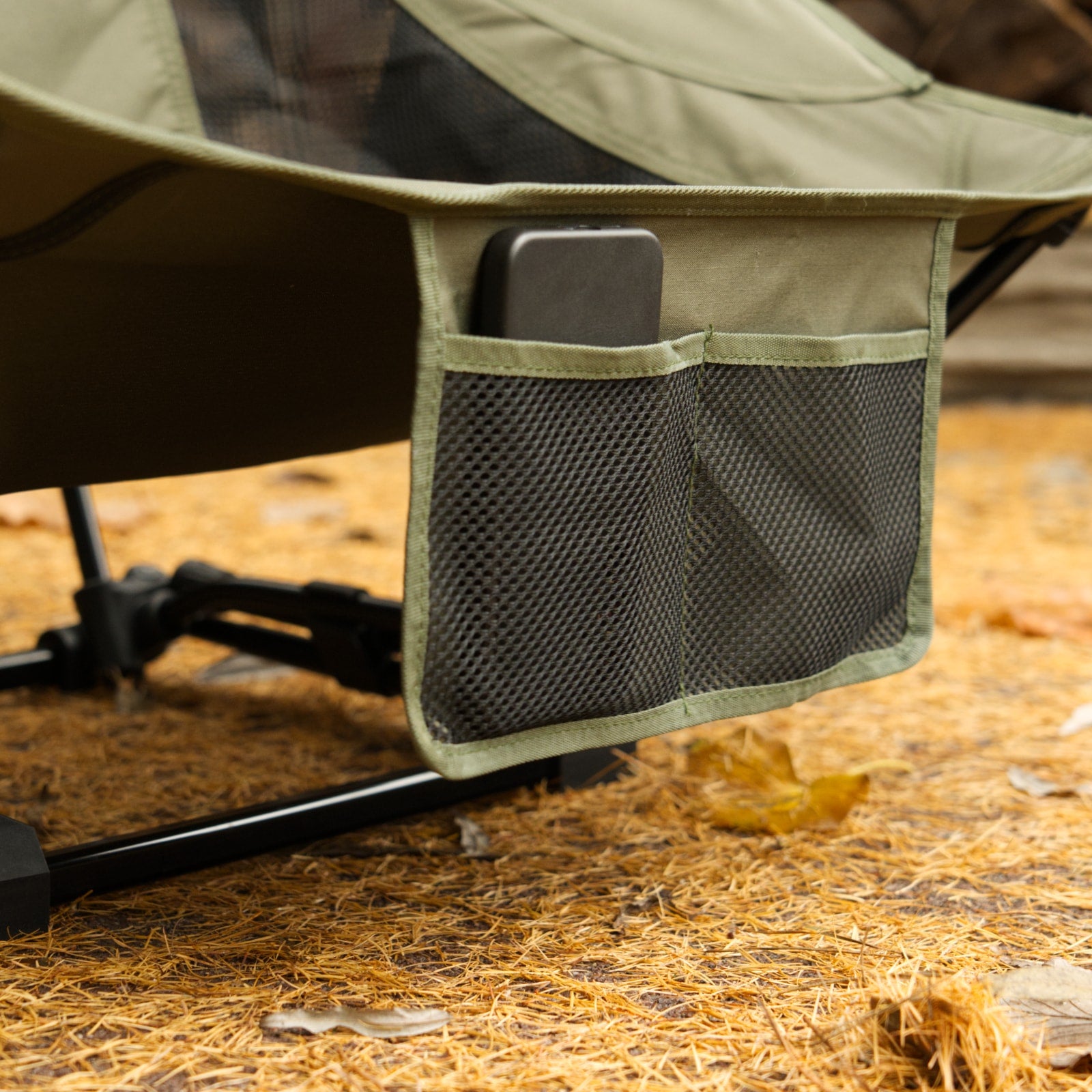 OFFLANDER LARGE FOLDING CAMPING CHAIR OLIVE
