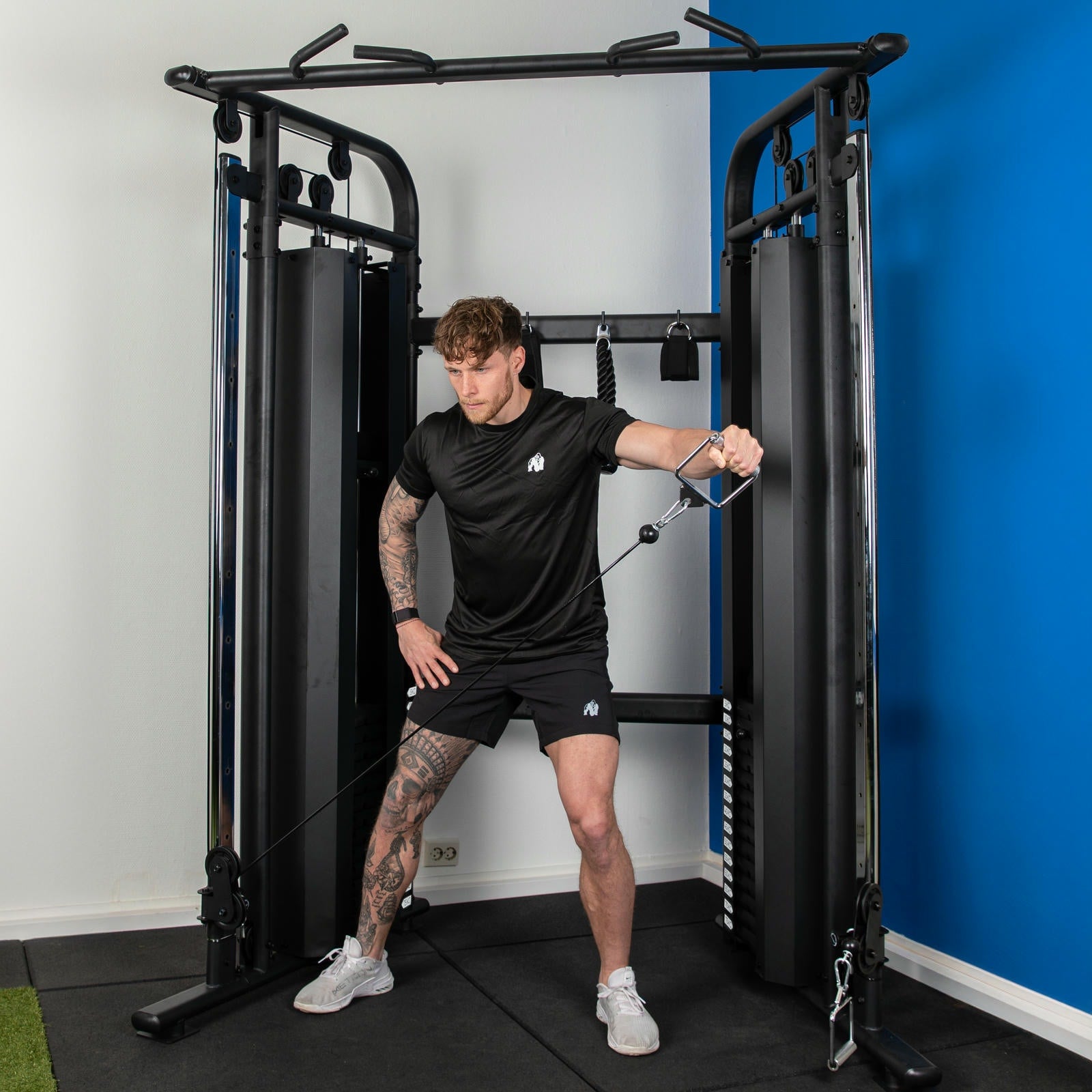 VIRTUFIT BRAMA TRENINGOWA CC100 Z PODWÓJNYM WYCIĄGIEM