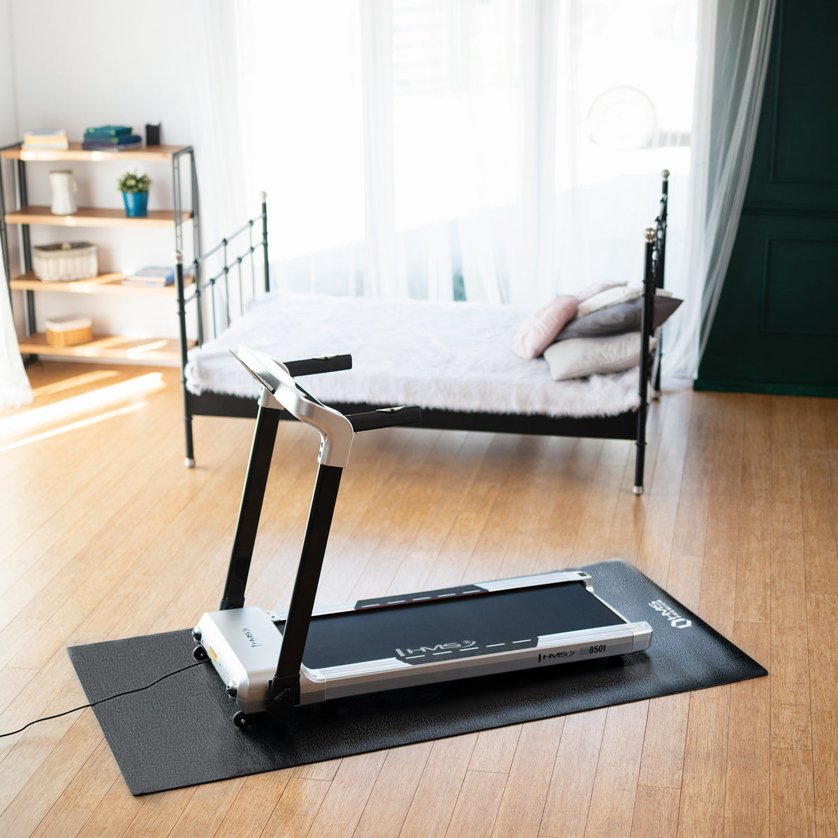 BE8501i ELECTRIC FOLDABLE TREADMILL HMS
