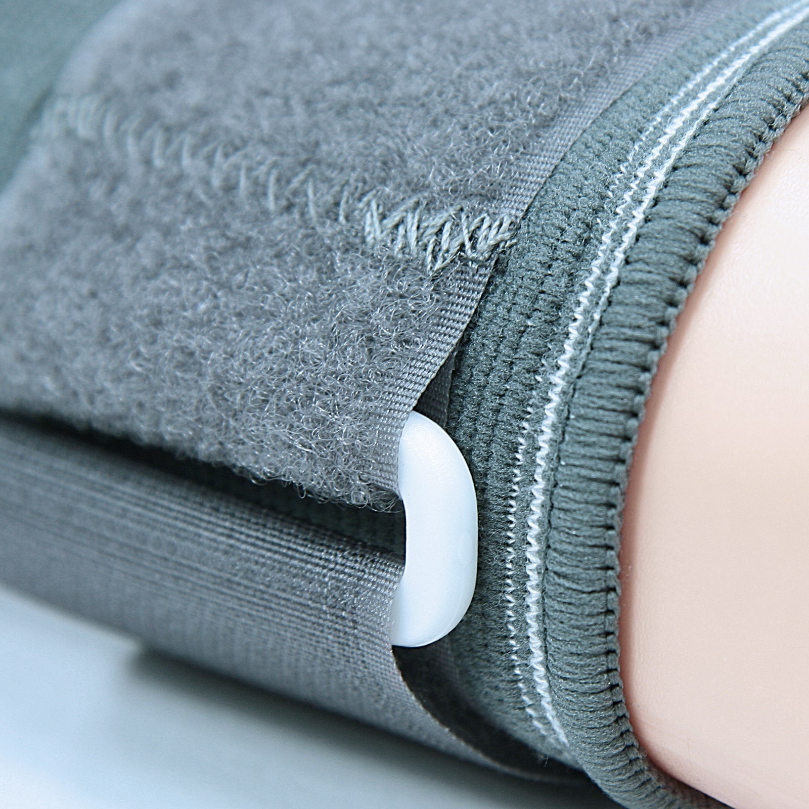 NÁRAMEK NA RUKU S PÁSKEM BODY SCULPTURE BNS 002 L