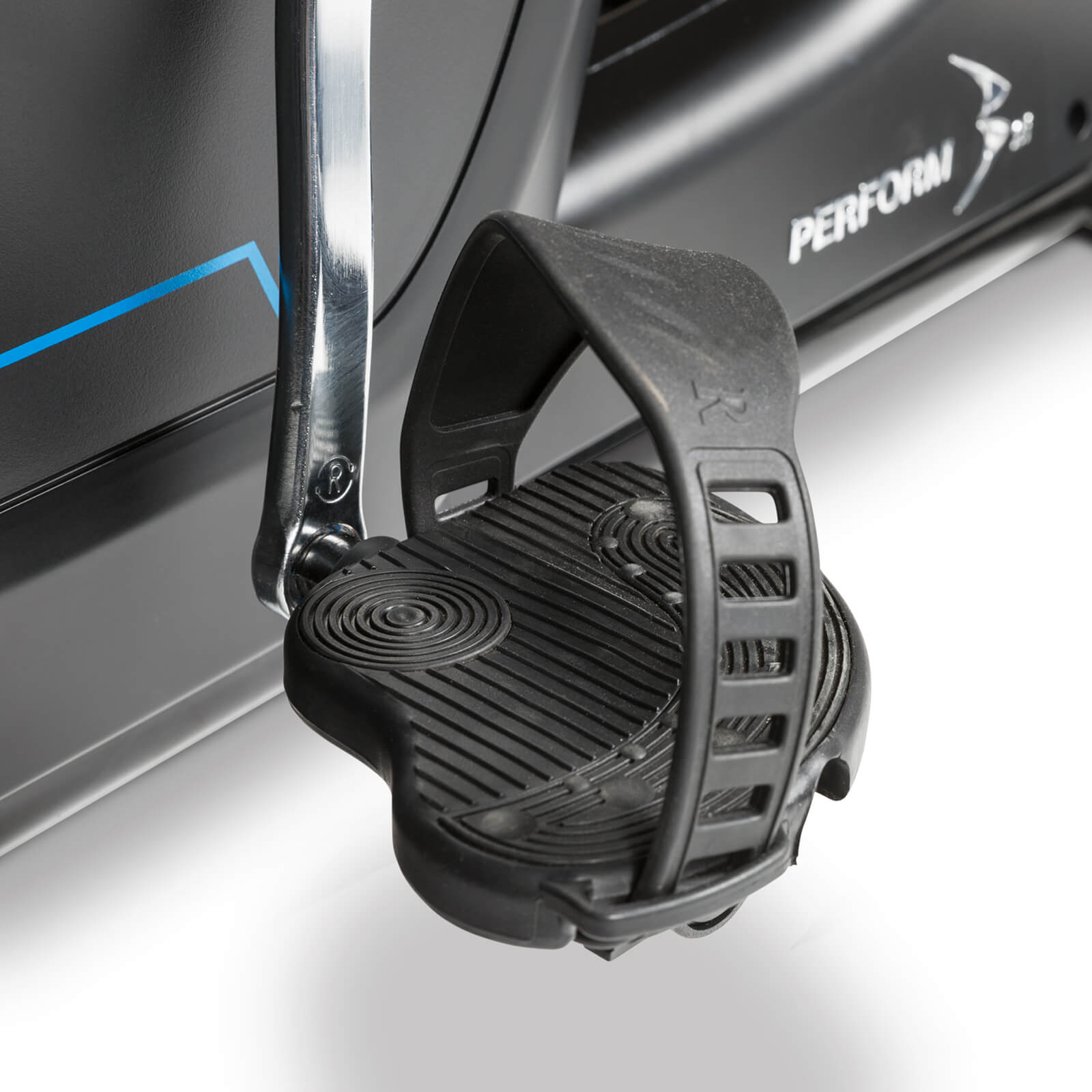 Flow Fitness Perform B2i Programmable Elliptical