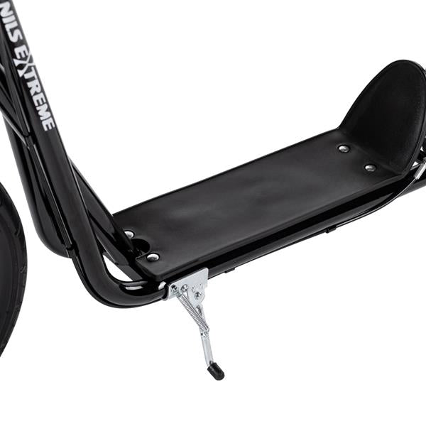 WH119 ČERNÁ 16/12'' SKÚTR S PUMPOVAČKOU. KOLA NILS EXTREME