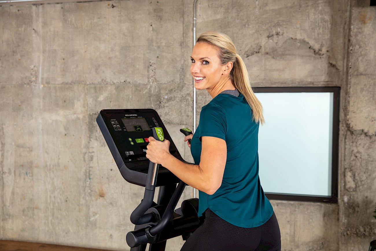 Elliptyk SportsArt E874 LED DISPLAY