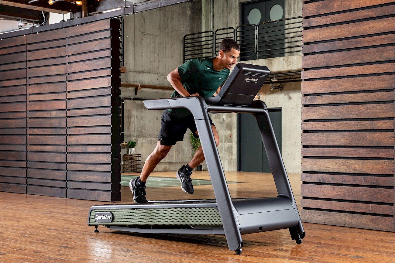 Běžecký pás SportsArt G660 ECO-POWR™