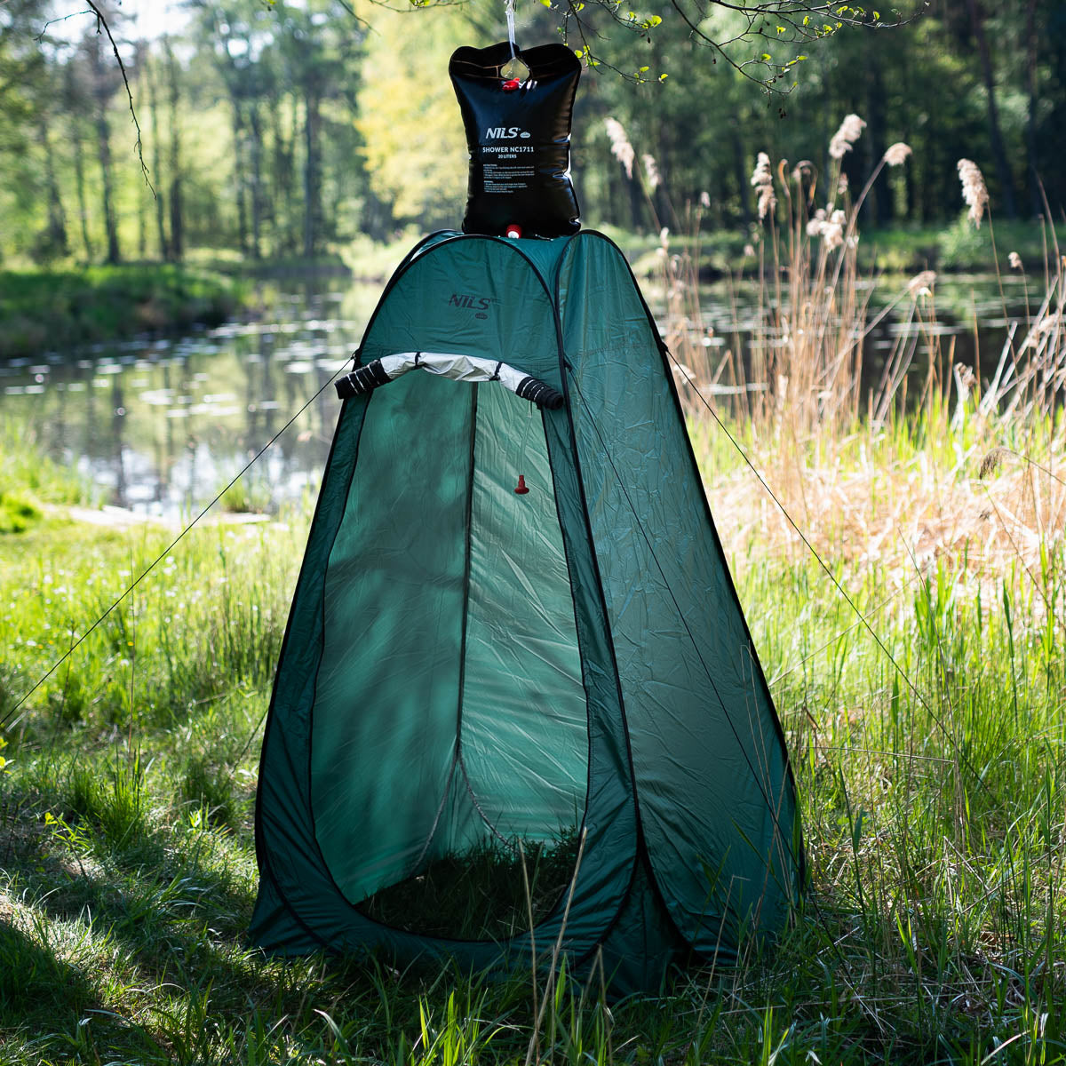 NC1711 PŘENOSNÁ SPRCHOVÁ BATERIE 20 L NILS CAMP