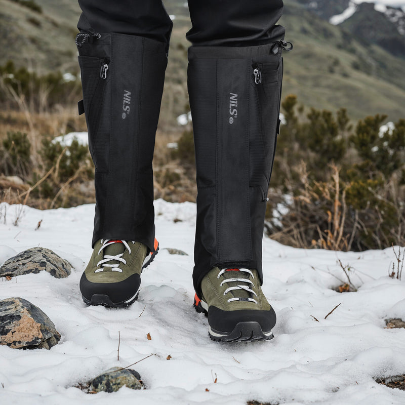 NC17112 STUPTUTY CZARNE NILS CAMP