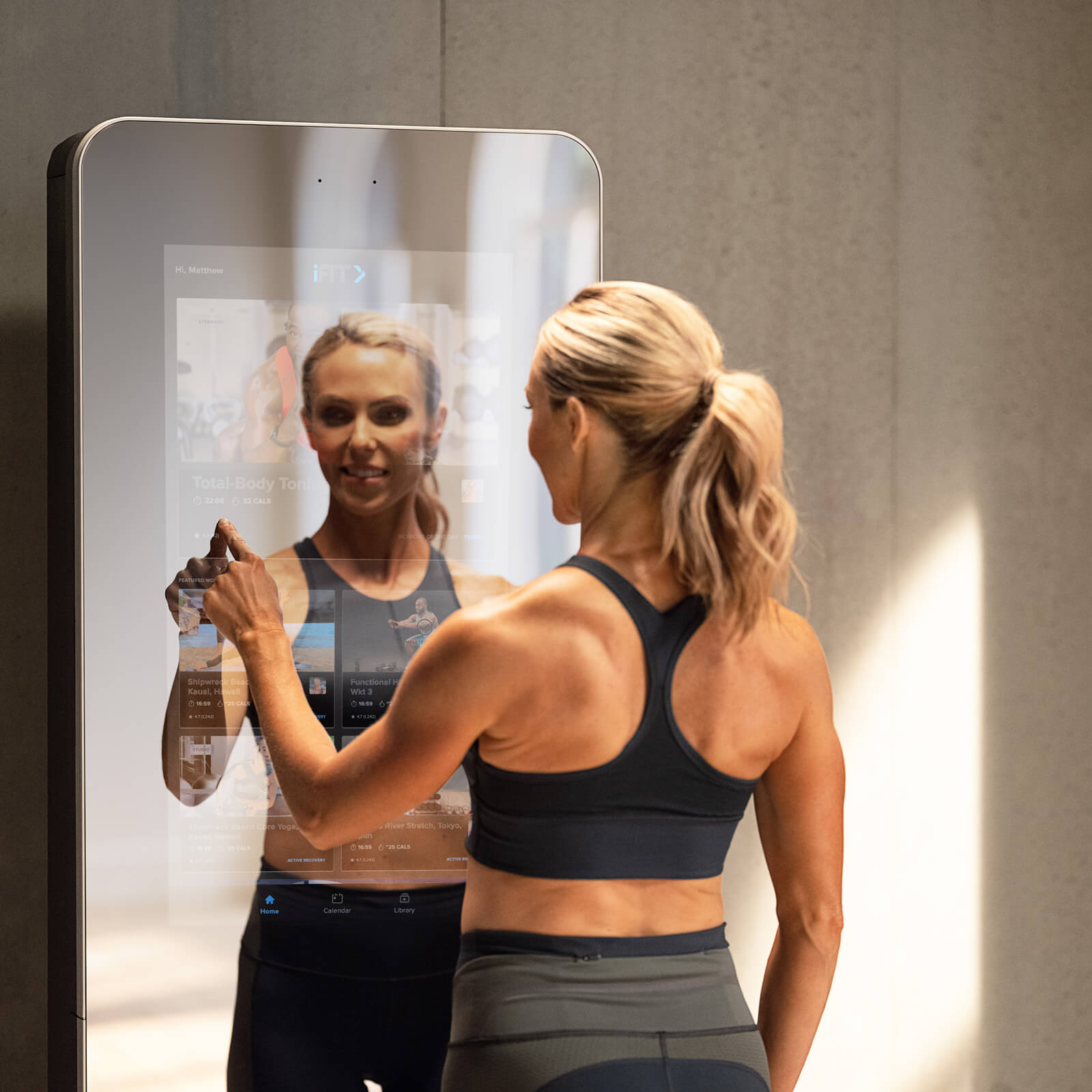 Nordictrack Vault Fitness mirror + 1 year iFit