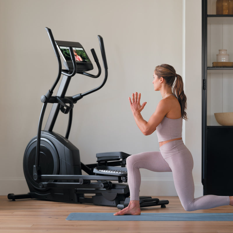 Programovatelný eliptický trenažér NORDICTRACK AIRGLIDE 14i