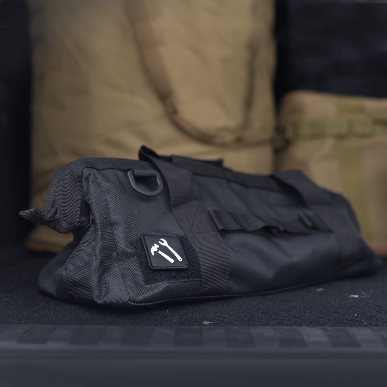 OFFLANDER KOMPAKTOWA TORBA NA NARZĘDZIA OFFROAD 9L CZARNA