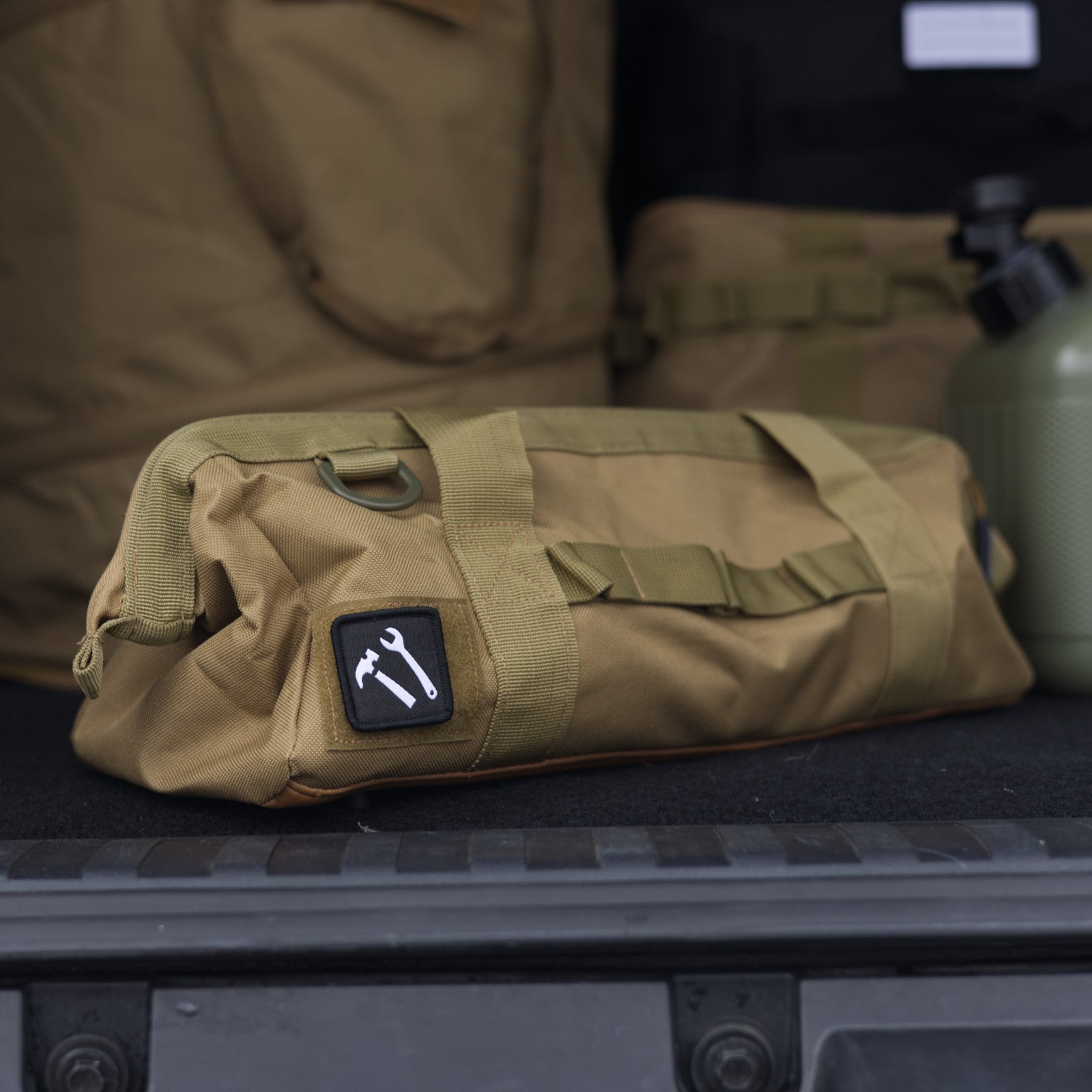 KOMPAKTNÍ BRAŠNA NA NÁŘADÍ OFFLANDER OFFROAD 9L KHAKI 
