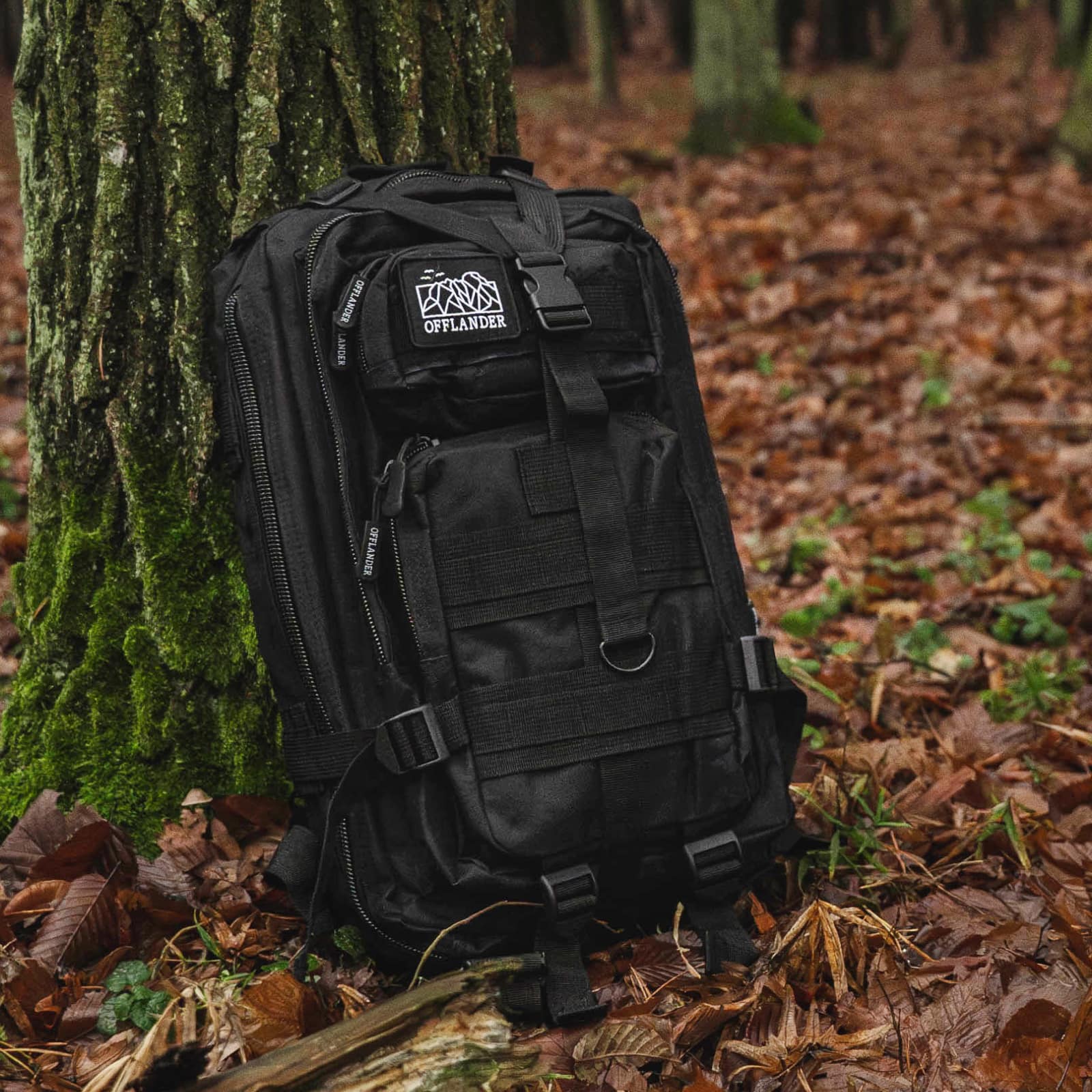 Turistický batoh Offlander Survival 25L, černý