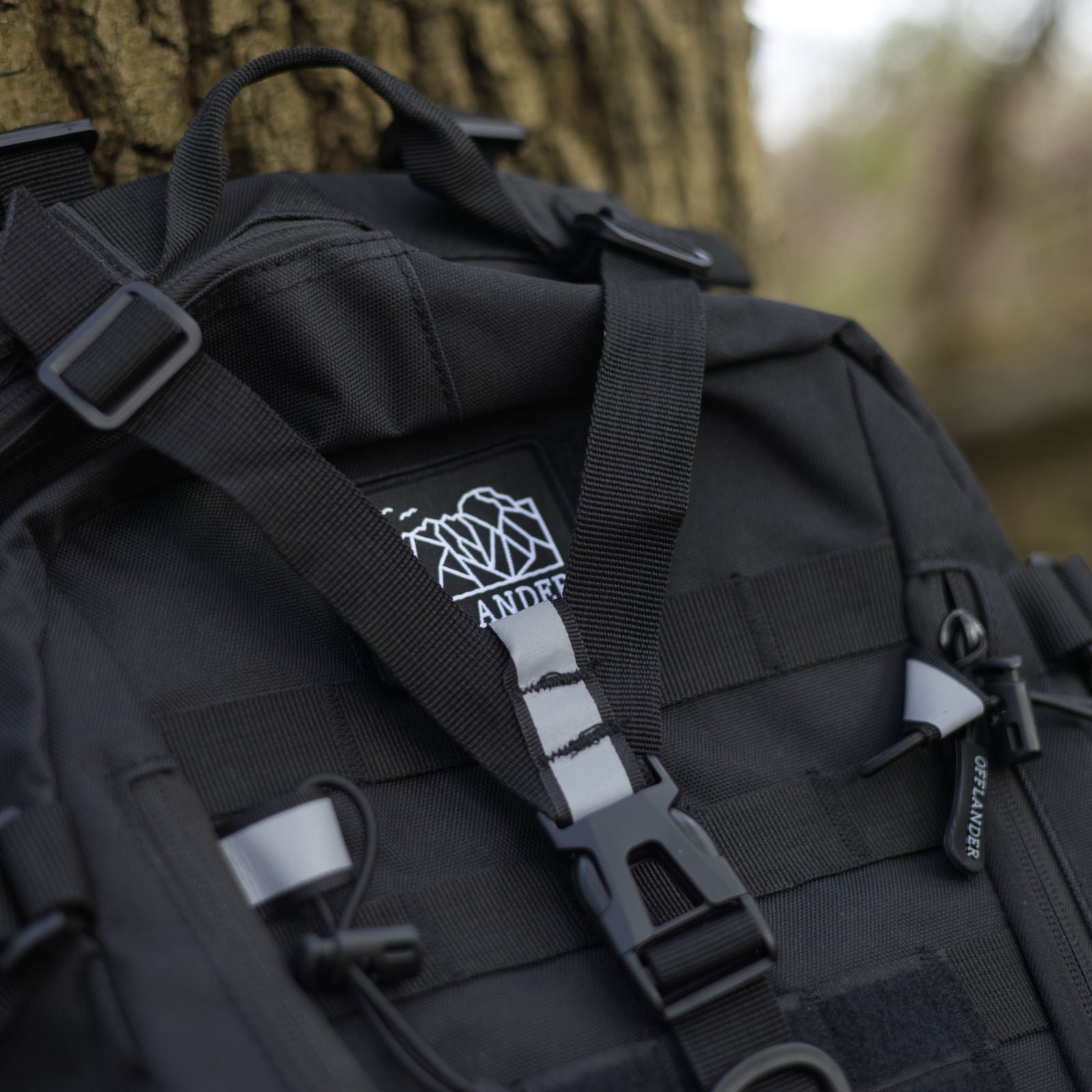 Batoh Offlander Survival Trekker 25L Černý