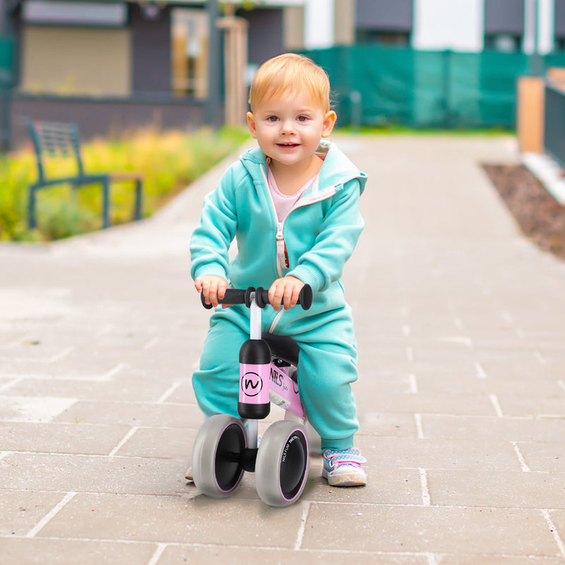 RB002 PINK BALANCE BIKE NILS FUN