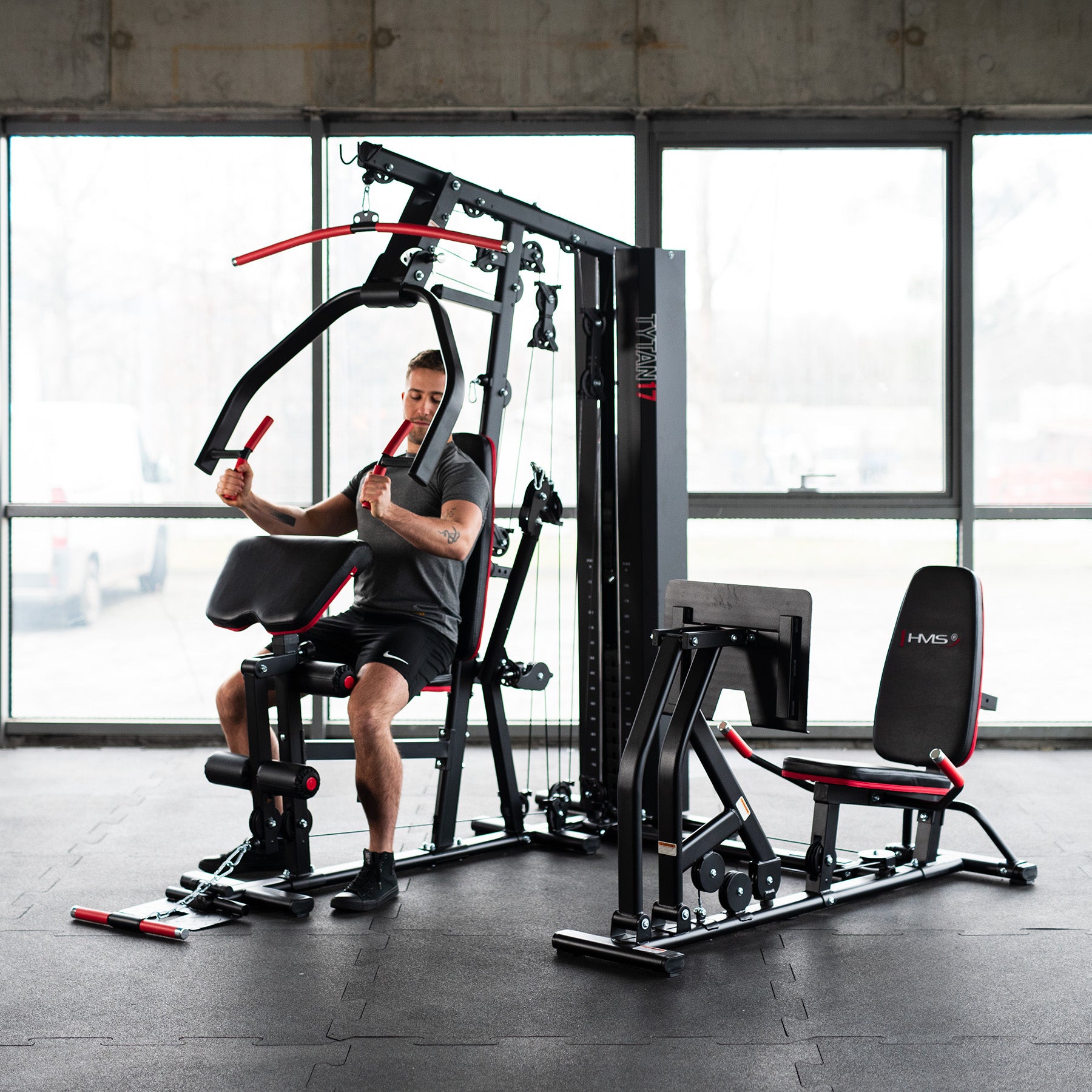 VÝCVIKOVÝ ATLAS HMS TITAN 17