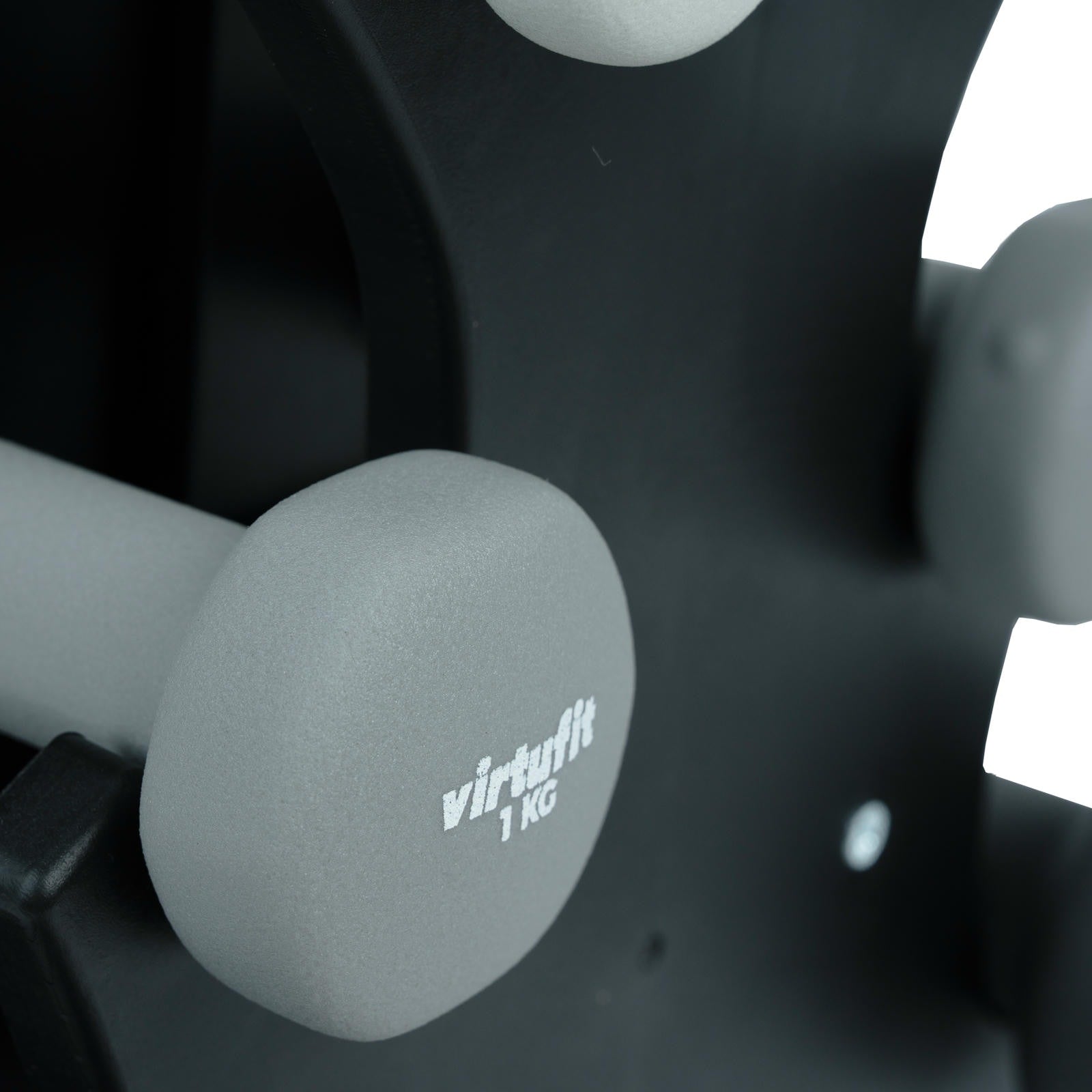 VIRTUFIT ZESTAW HANTLI NEOPRENOWYCH ZE STOJAKIEM 7 KG