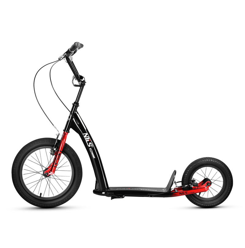 WH10612 SKÚTR S NAFUKOVACÍMI KOLEČKY 16/12'' NILS EXTREME