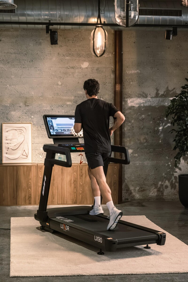 BH Fitness Luxor LX90 AC TFT Bieżnia z dotykowym wyświetlaczem 22"