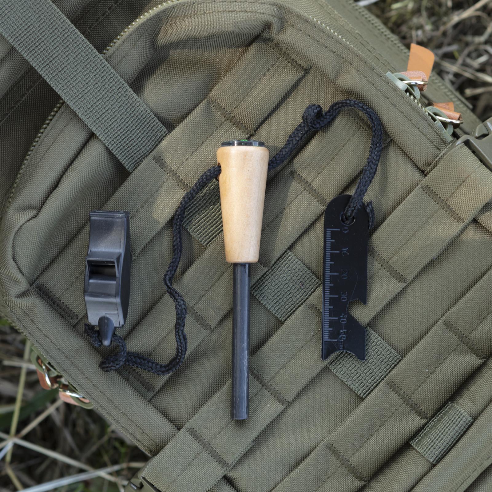 MACGYVER PLECHOVACÍ KAMEN S PÍŠŤALKOU A KOMPASEM 101231