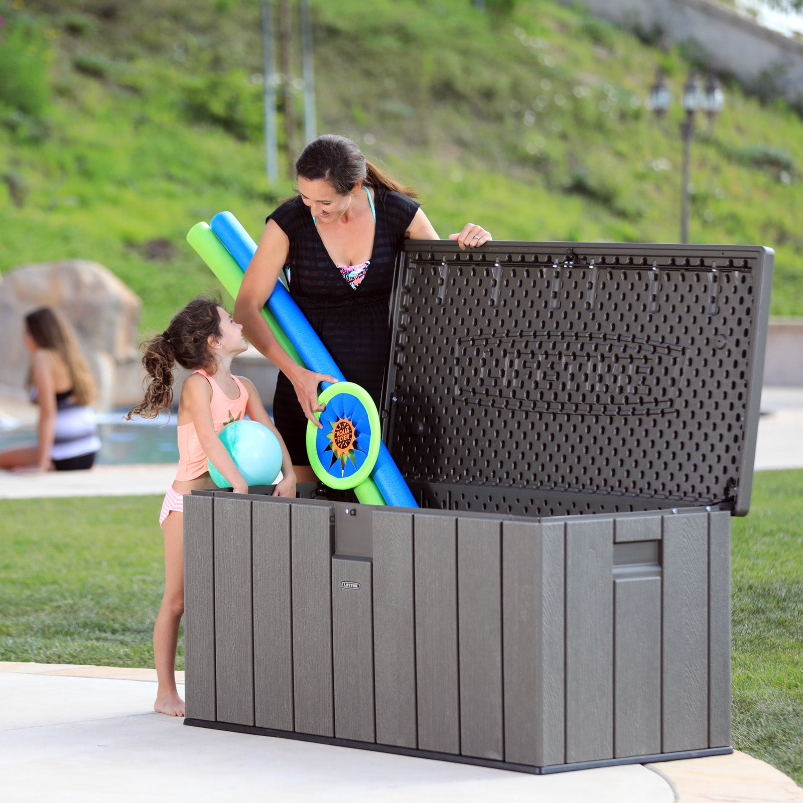 LIFETIME GARDEN BOX PREMIUM 567 L BROWN 60215