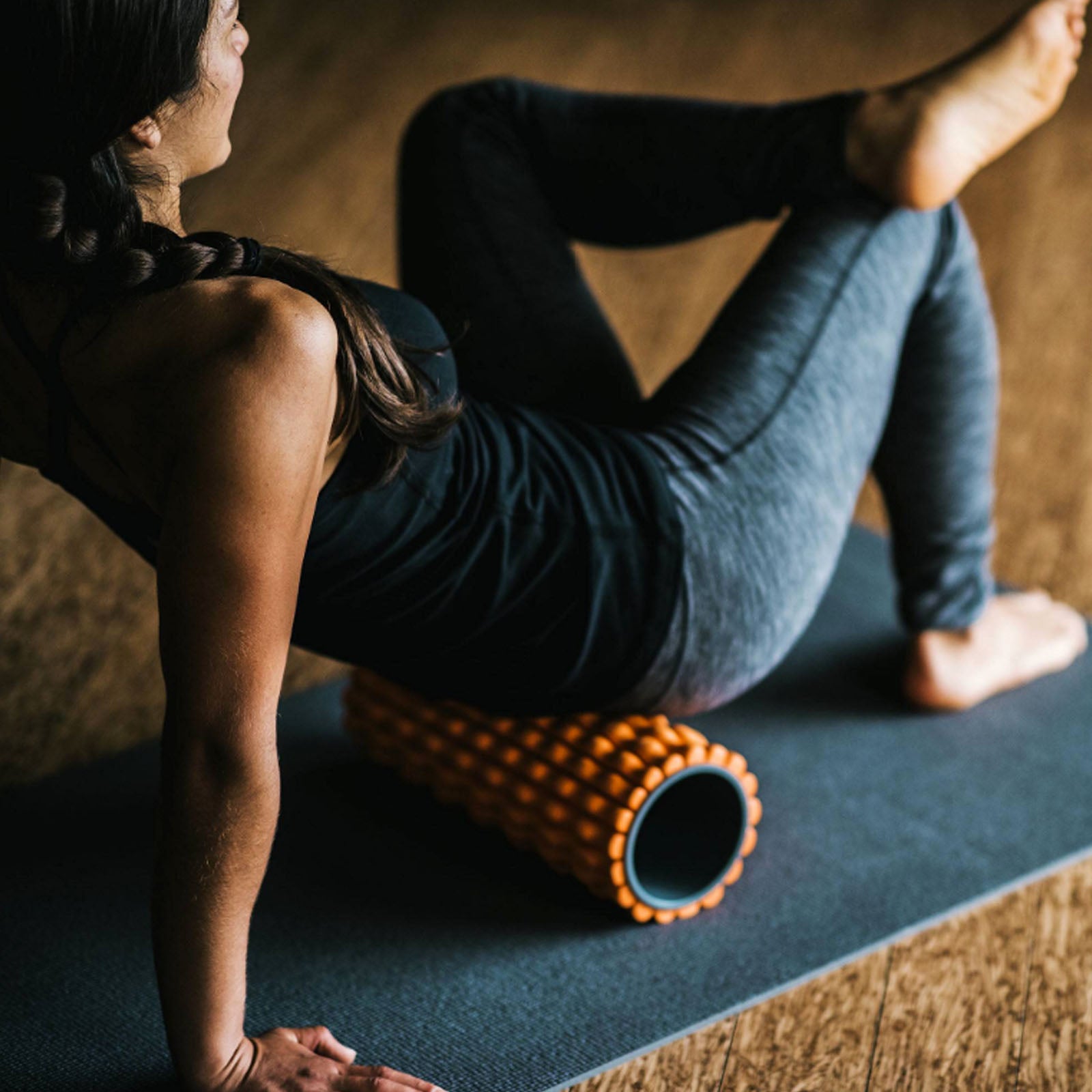 GAIAM DEEP TISSUES MASSAGE ROLLER 61793