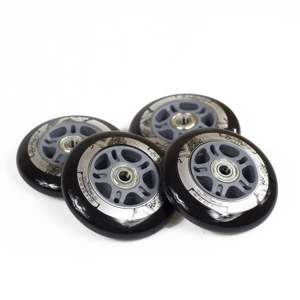 PU 90x24 82A ČERNÁ (4 ks) + ABEC-9 CHROM (8 ks) NILS EXTREME SET