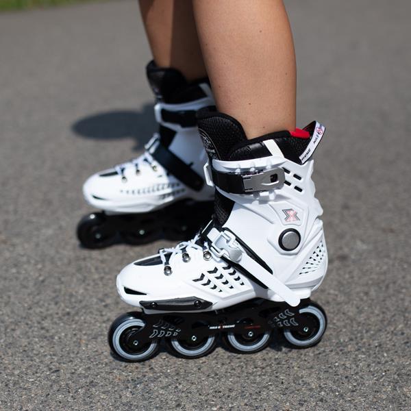 NA20001 WHITE SIZE 41 NILS EXTREME SLALOM SKATES